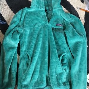 Blue/green fluffy Patagonia jacket